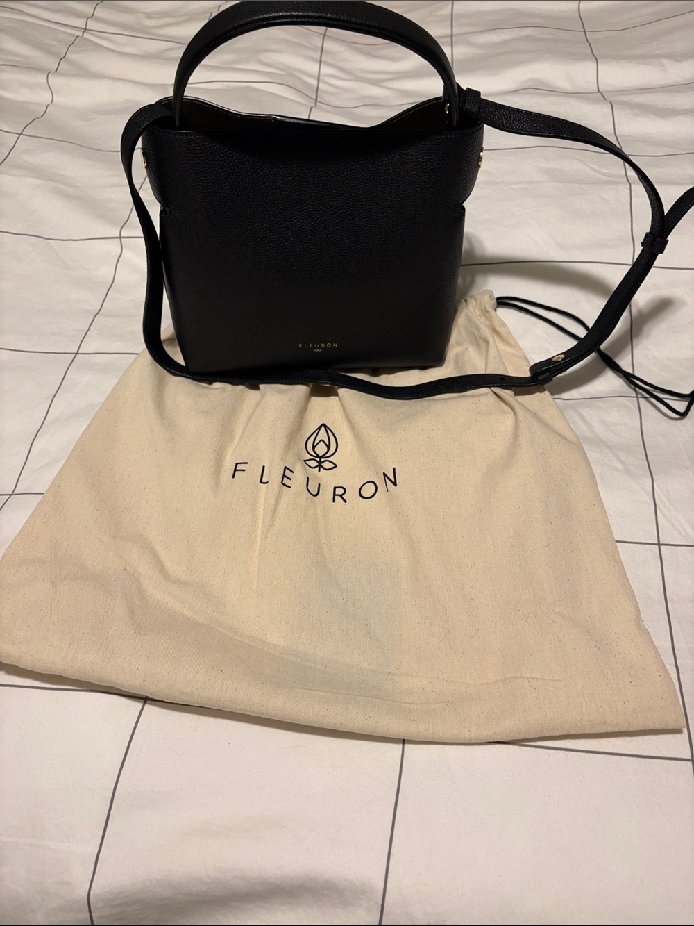 Fleuron Paris Swann Medium Handbag – Black Leather